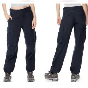 Aritzia TNA Supply Cargo Pant Relaxed Mid-rise Baggy Utility Cotton Black Size 6